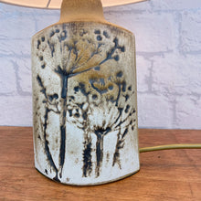Load image into Gallery viewer, Cornish Tremaen Pottery Lamp