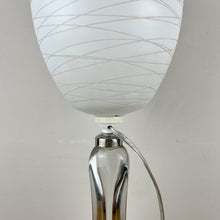 Load image into Gallery viewer, Vintage Glass Lamp