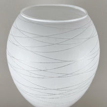 Load image into Gallery viewer, Vintage Glass Lamp