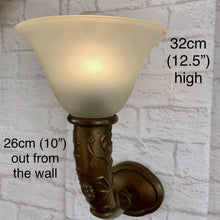 Load image into Gallery viewer, Vintage Brass Wall Light.
