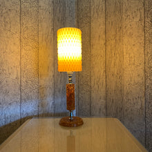 Load image into Gallery viewer, Vintage Orange Shattaline Lamp.
