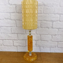 Load image into Gallery viewer, Vintage Orange Shattaline Lamp.
