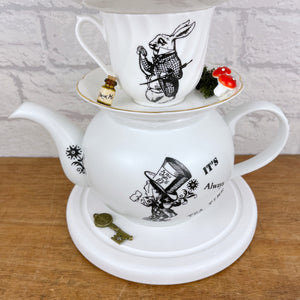 Alice In Wonderland Gift, Teapot Lamp.