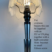Load image into Gallery viewer, Vintage Bakelite &amp; Chrome Art Deco Lamp.
